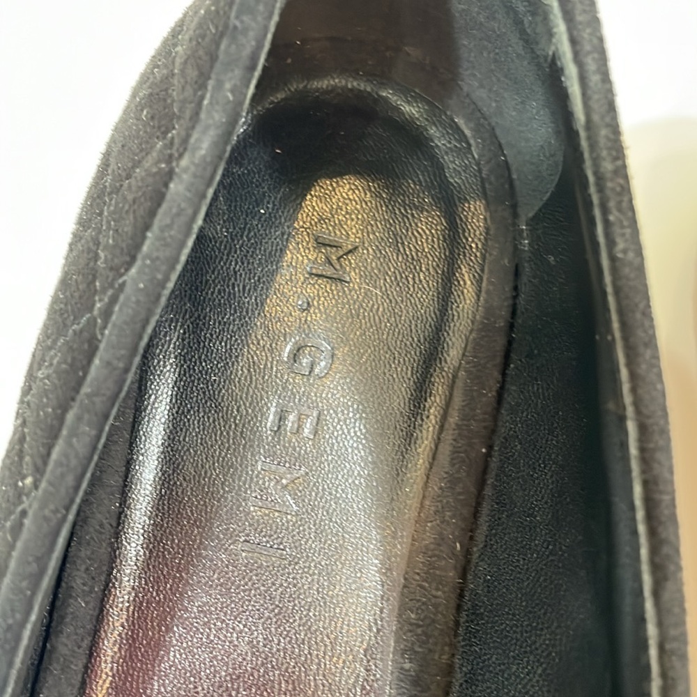 M. Gemi Loafers Flats Size 7 Black Quilted Suede Leather With Tassel EUC - Picture 4 of 10